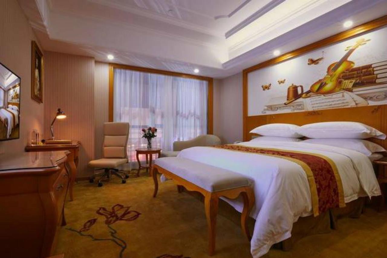 Venus International Hotel Shanghai South Shenjiang Road Exterior foto